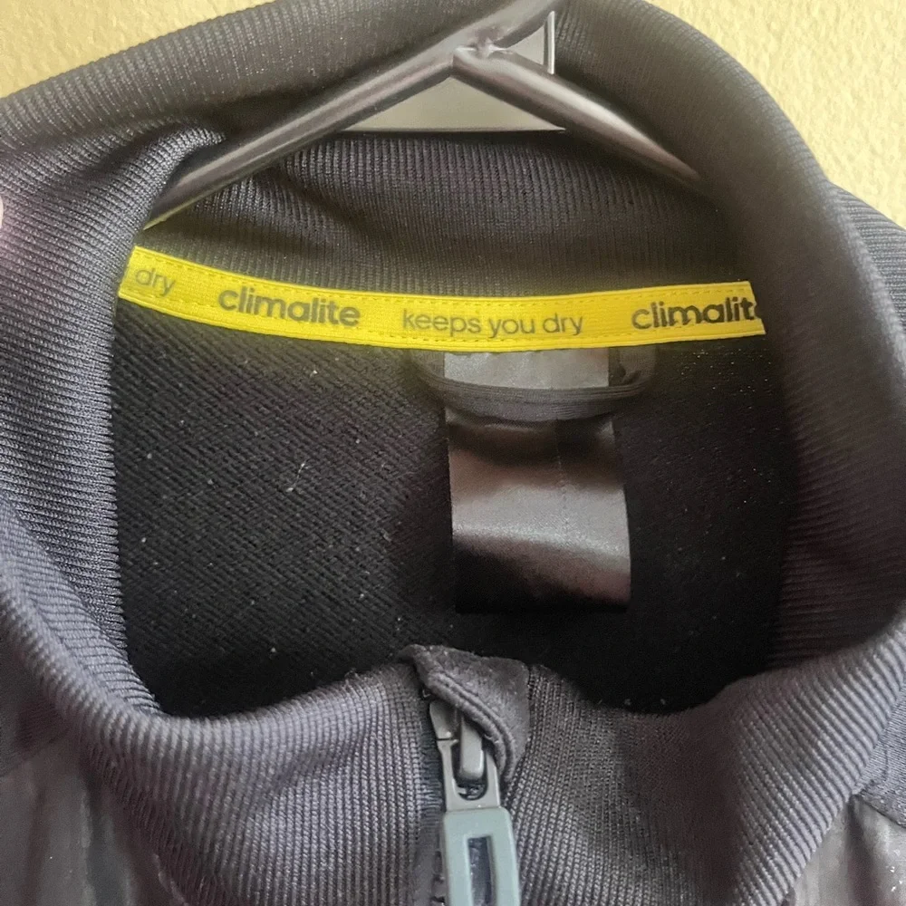 Adidas Climalite Men's Windbreaker - Picture 5 of 7